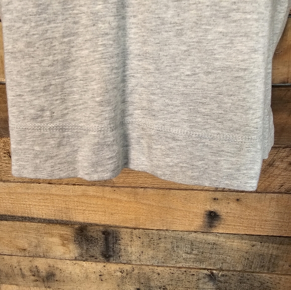 SALE-Nike women's Heather gray shirt sleeve top size L - Picture 6 of 11